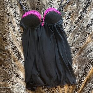 Daisy Fuentes Black Chemise with Hot Pink Lace